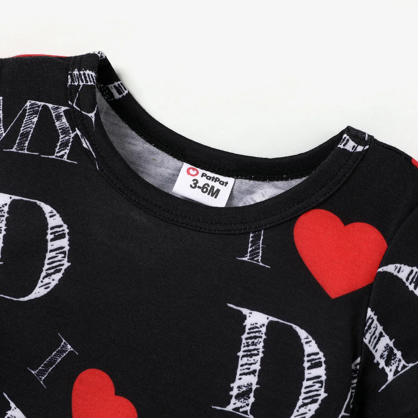 Baby Boy/Girl All Over Love Heart and Letter Print Short-sleeve Romper